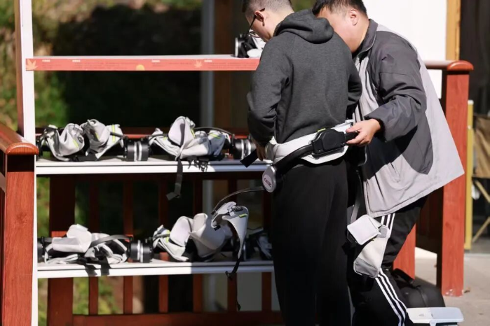 12.22新华社2 12.22新华社2